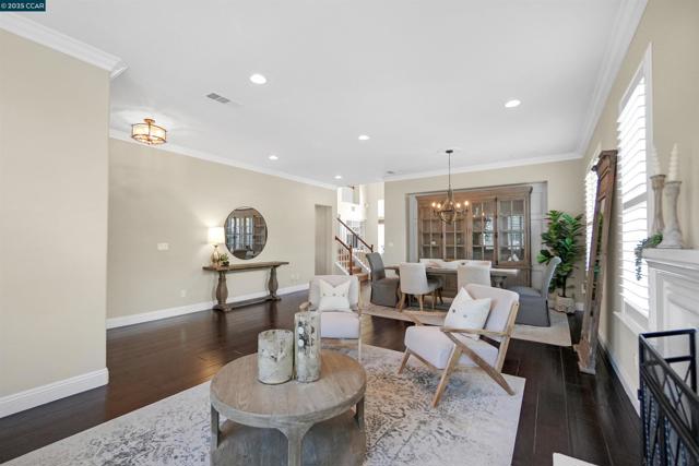 139 Shelterwood Ln, Danville CA: https://media.crmls.org/mediaz/a8b04911-f5f0-4e9b-80ed-d940561b21c7.jpg