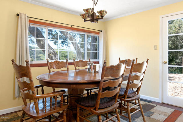 250 Verde Oak Drive, Oak View CA: https://media.crmls.org/mediaz/a8b05454-fde2-4e4f-8062-c0091ac969f9.jpg