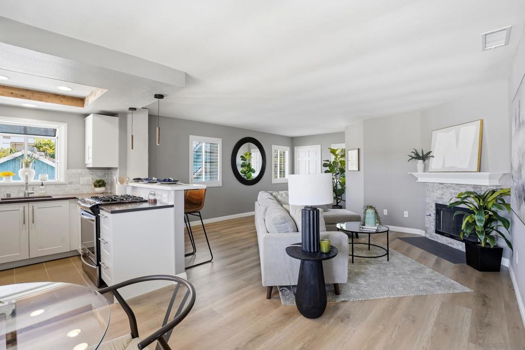 3922 Albatross Street - photo 4