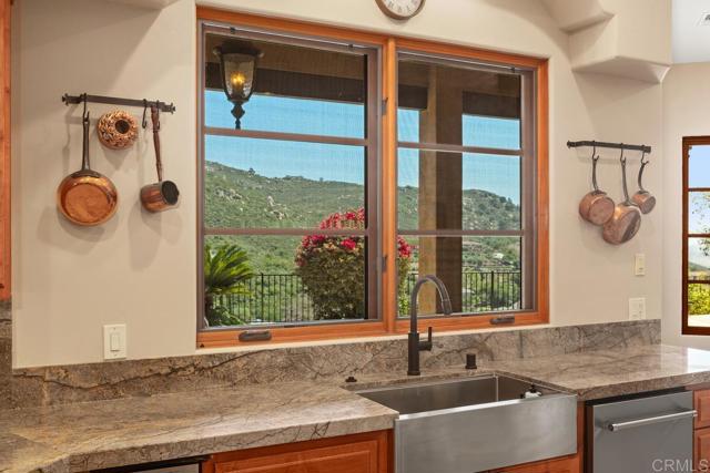 Detail Gallery Image 41 of 43 For 15414 Eastvale Rd, Poway,  CA 92064 - 6 Beds | 6/1 Baths