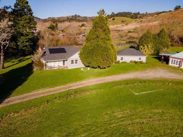 1650 Stage Road, Pescadero CA: https://media.crmls.org/mediaz/a8b1f22c-2388-4ca0-860a-99cb0fc1c2ab.jpg