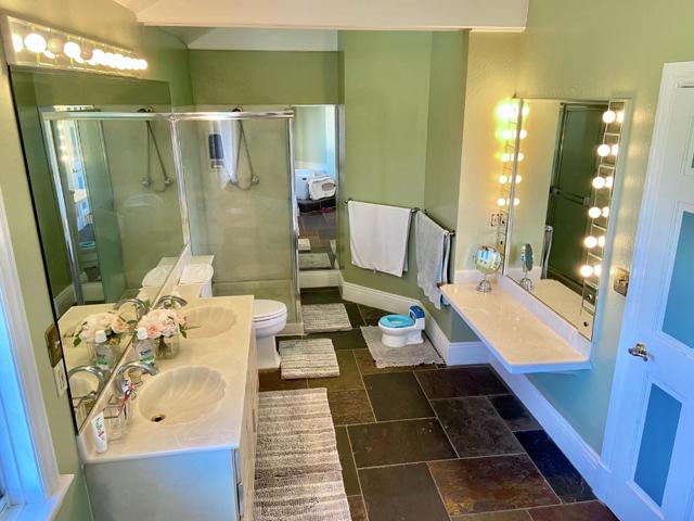 25300 Loma Prieta Avenue, Los Gatos CA: https://media.crmls.org/mediaz/a8b250de-2541-4218-b4b1-6daf42049a91.jpg