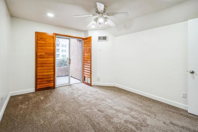Image 12 of 35 For 3440 Lebon Dr  4301