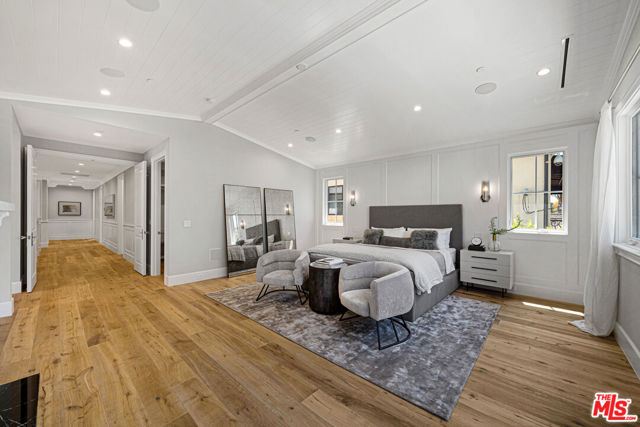 813 N Spaulding Avenue, Los Angeles CA: https://media.crmls.org/mediaz/a8b6840f-78bb-4a8b-9611-0933a7d22175.jpg