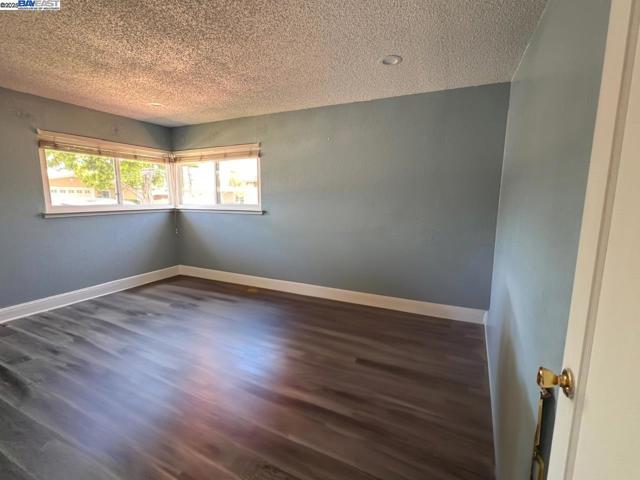 2748 Eastgate Ave, Concord CA: https://media.crmls.org/mediaz/a8b7aadd-2c8c-4510-8054-027f094cb9b8.jpg