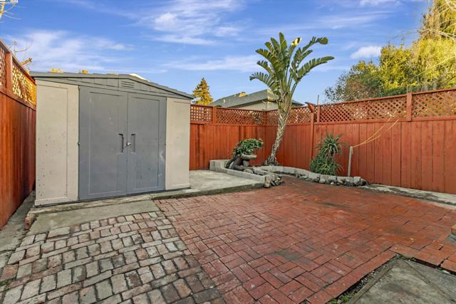 Image 41 of 58 For 1119 Kains Ave