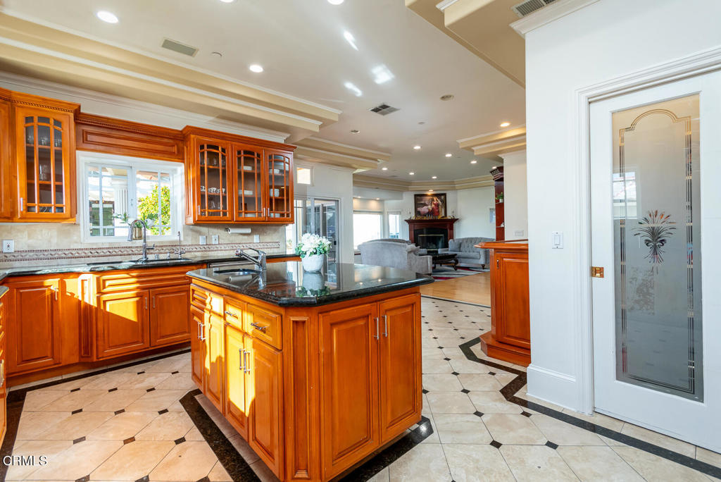 MLS #P1-25158 image #12