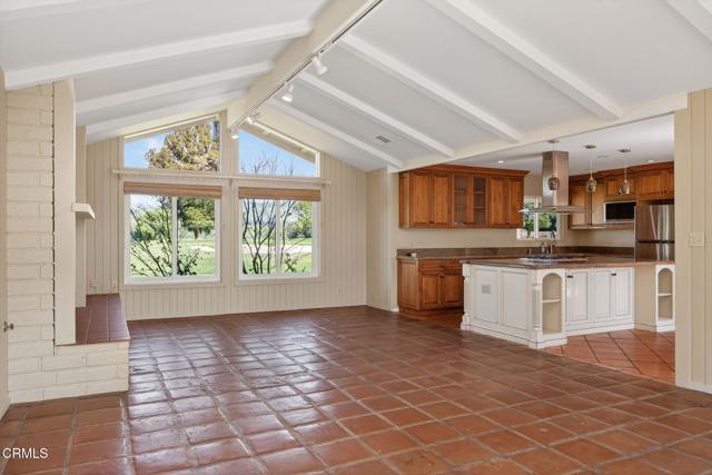 Detail Gallery Image 24 of 63 For 1525 Fairway Dr, Camarillo,  CA 93010 - 4 Beds | 2/1 Baths