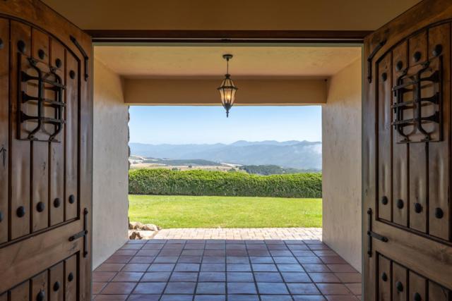 10955 Saddle Road, Monterey CA: https://media.crmls.org/mediaz/a8ba7a91-2c40-4156-946f-e3e3018a4b51.jpg