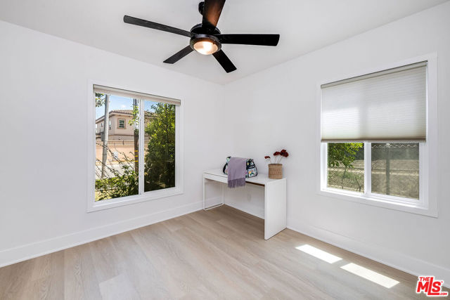 11415 Mcdonald Street, Culver City CA: https://media.crmls.org/mediaz/a8bac61d-1365-4917-9afb-488bb4e706dd.jpg