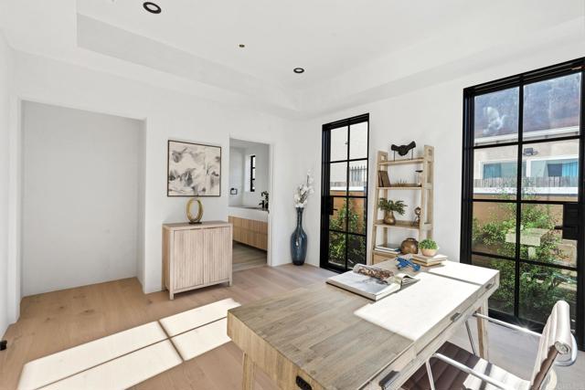 Detail Gallery Image 42 of 52 For 160 N Stanley Dr, Beverly Hills,  CA 90211 - 5 Beds | 5/1 Baths