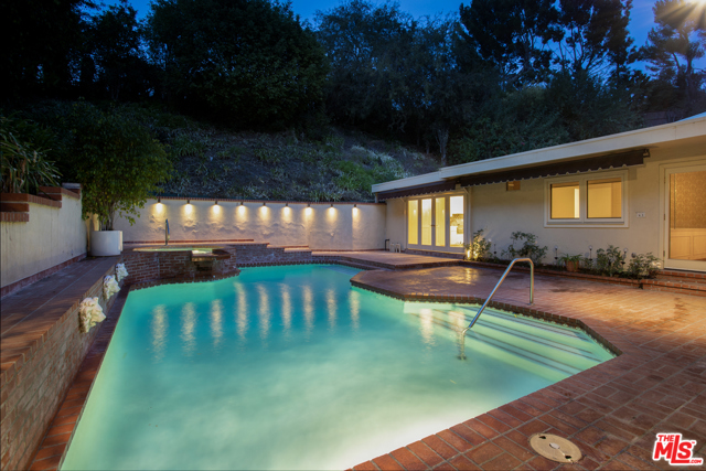 3 Bed Home for Sale in Los Angeles, California