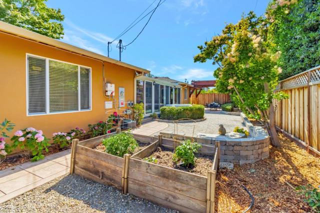 1111 Arnott Way, Campbell CA: https://media.crmls.org/mediaz/a8bb5a6a-5b2b-4b01-8c70-5df835e9896b.jpg