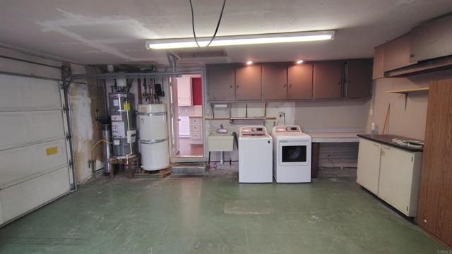 648 Cedar Street, El Cajon CA: https://media.crmls.org/mediaz/a8bbb296-2bb1-481a-b1d9-7c310a9f1433.jpg