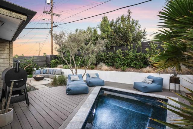 5511 Trinidad Way, San Diego CA: https://media.crmls.org/mediaz/a8bc2d91-4f04-4f76-beaf-50f6ad076af6.jpg