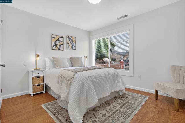 2921 Rollingwood Dr, San Pablo CA: https://media.crmls.org/mediaz/a8bd534c-70d3-4d57-a2cb-0afdcc83bd9a.jpg