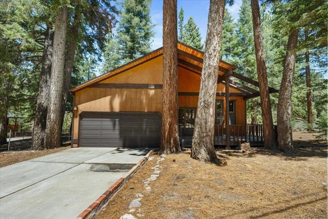 43706 Sand Canyon Road, Big Bear CA: https://media.crmls.org/mediaz/a8bd7990-2d45-4462-98a3-27dfd8ef44f7.jpg