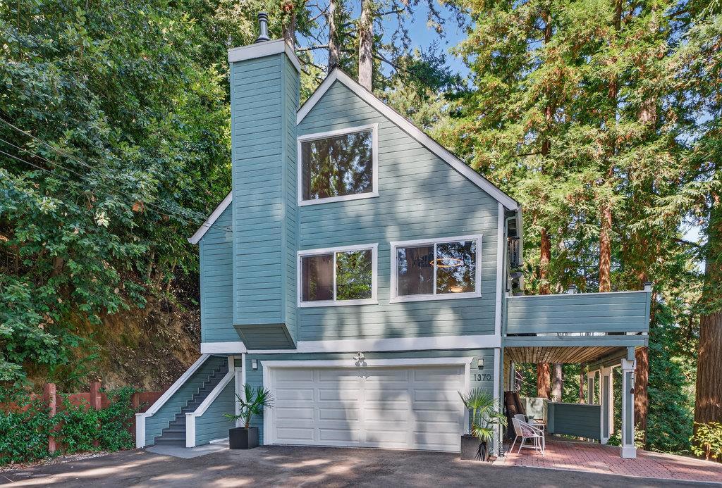 1370 El Solyo Heights Drive