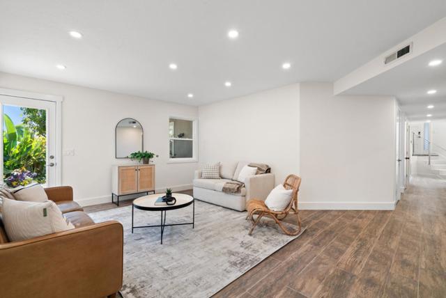 190 Driftwood Court, Aptos CA: https://media.crmls.org/mediaz/a8bdeee8-dde0-463d-b3bf-03fcb4e4e482.jpg