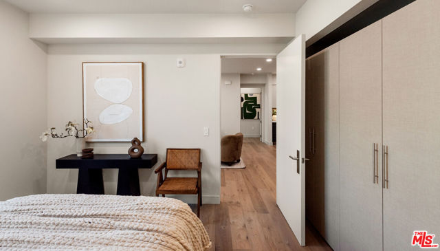Drew Fenton | 505 S Barrington Avenue Los Angeles CA | MLS: 7442673 Drew Fenton | 505 S Barrington Avenue Los Angeles CA | MLS: 7442673