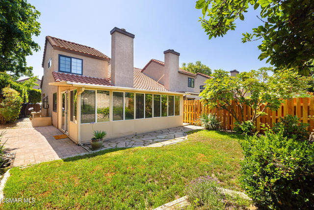 5813 Cochran Street, Simi Valley CA: https://media.crmls.org/mediaz/a8bff38f-75b9-465b-804f-3f31a5300918.jpg