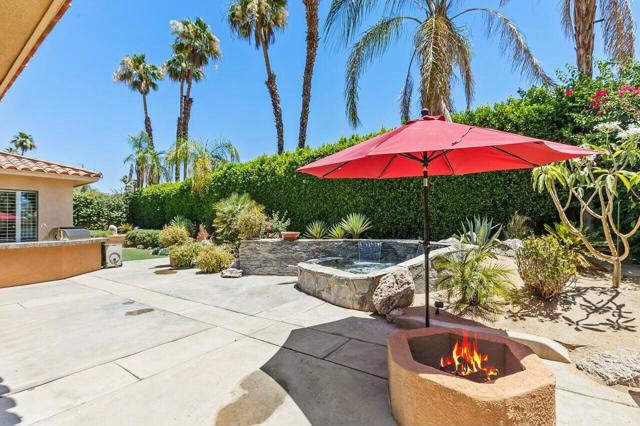 63 San Marino Circle, Rancho Mirage CA: https://media.crmls.org/mediaz/a8c0aa91-6bb7-4627-bbfe-e1c66c499990.jpg