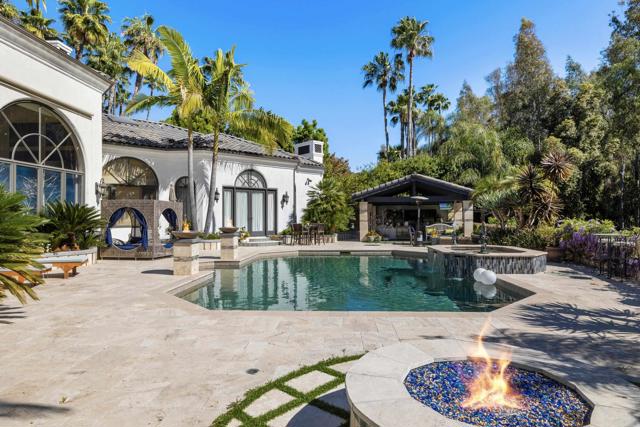 Detail Gallery Image 23 of 34 For 16427 Avenida Cuesta Del Sol, Rancho Santa Fe,  CA 92067 - 5 Beds | 5/1 Baths