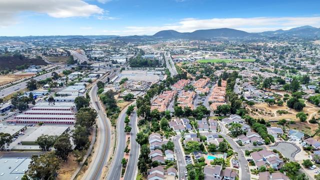 Detail Gallery Image 36 of 41 For 204 Cerco Rosado, San Marcos,  CA 92069 - 2 Beds | 2 Baths