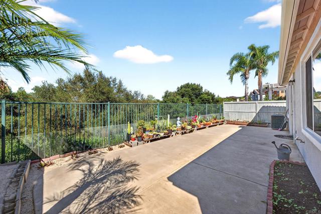 Detail Gallery Image 40 of 60 For 10254 Spruce Woodlands Way, Escondido,  CA 92026 - 3 Beds | 2 Baths