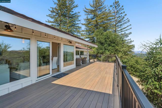 3803 Quail Ridge Road, Lafayette CA: https://media.crmls.org/mediaz/a8c26016-f15b-451c-8b2d-e2a594a16ff5.jpg