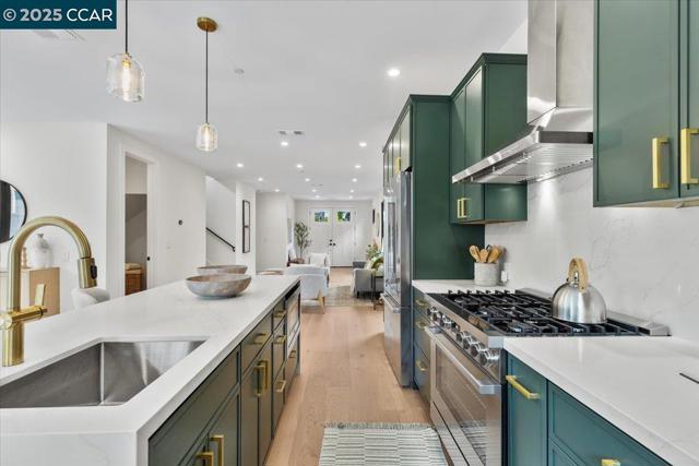 1045 Kains Ave, Albany CA: https://media.crmls.org/mediaz/a8c3013c-5ad7-4f24-9808-ee8aa90559f9.jpg