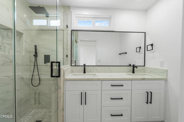 Detail Gallery Image 14 of 37 For 1927 N Croydon Ave, Camarillo,  CA 93010 - 4 Beds | 2 Baths