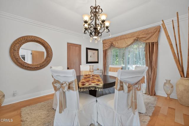 1454 S La Luna Avenue, Ojai CA: https://media.crmls.org/mediaz/a8c3425e-00ae-4766-a9f8-b3f08662d017.jpg