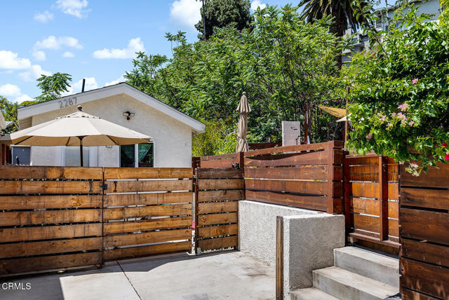 Detail Gallery Image 39 of 46 For 2285 Moss Ave, Los Angeles,  CA 90065 - 2 Beds | 3 Baths