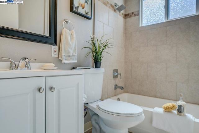 Image 11 of 16 For 2093 Mt. Diablo Street