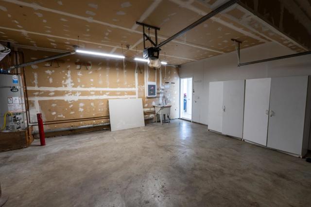 441 Adrian Court, Hollister CA: https://media.crmls.org/mediaz/a8c481ca-c59f-404f-91b7-b0265ead7fe9.jpg