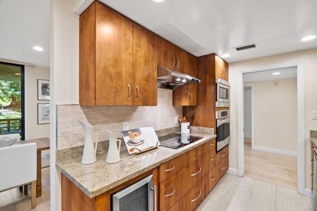 1100 Sharon Park Drive, Menlo Park CA: https://media.crmls.org/mediaz/a8c4d513-92c3-4e9c-b14c-7ba4971e1eb8.jpg