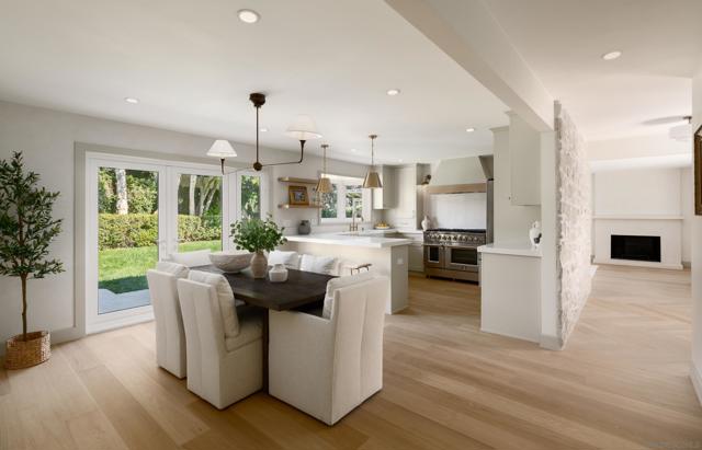 8965 Cliffridge Ave, La Jolla CA: https://media.crmls.org/mediaz/a8c4e527-9afd-4c29-8505-4e2d004e3bce.jpg