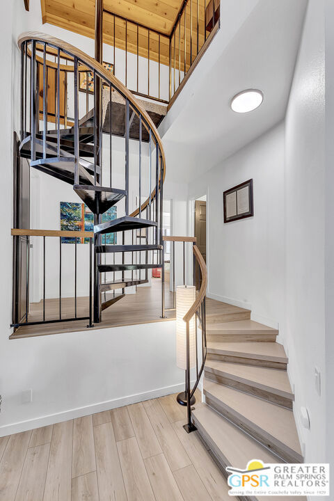 25181 Gail Drive, Idyllwild CA: https://media.crmls.org/mediaz/a8c5248b-7e8c-4dac-8dc0-655651c3c343.jpg