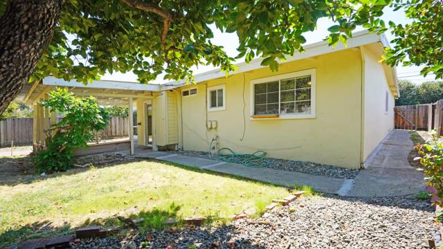 36720 Charles Street, Newark CA: https://media.crmls.org/mediaz/a8c57f3d-3e3b-4b5d-8096-24246b9f176c.jpg