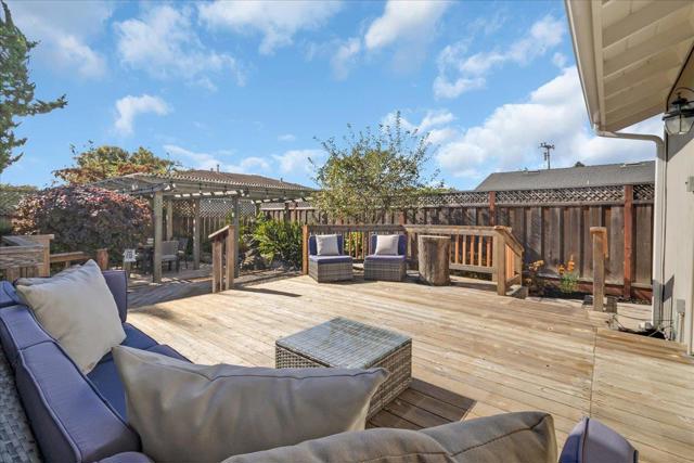 2304 Mattison Lane, Santa Cruz CA: https://media.crmls.org/mediaz/a8c5daf8-4919-4c19-8ab1-1309923a6ac7.jpg