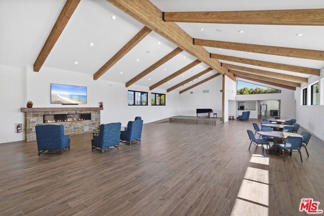 29500 Heathercliff, Malibu CA: https://media.crmls.org/mediaz/a8c6d036-e5df-4810-9549-b3300c86b01a.jpg