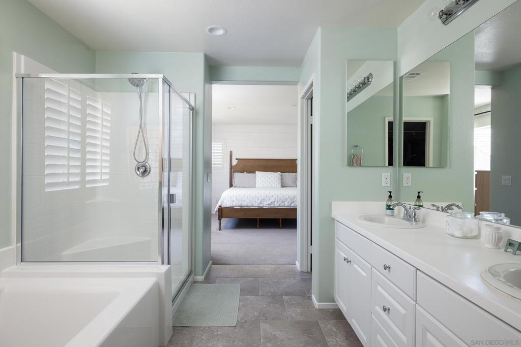 MLS #250041301SD image #11