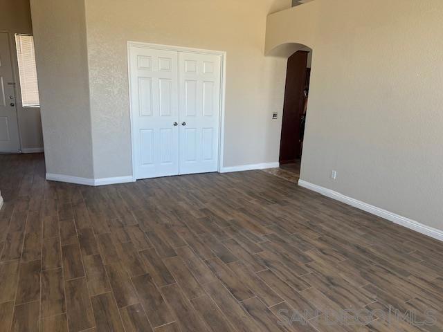 1105 Camino Biscay, Chula Vista CA: https://media.crmls.org/mediaz/a8c79fb1-04ae-491a-b9b9-fd5c121f6be9.jpg