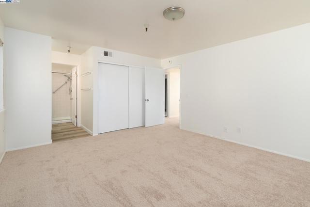 Image 18 of 32 For 545 Pierce Street  3301