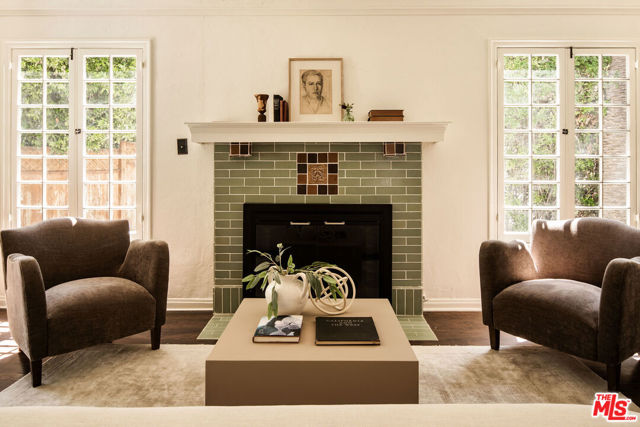 264 Robinson Road, Pasadena CA: https://media.crmls.org/mediaz/a8c8fad1-484c-413b-8506-b166aab60044.jpg