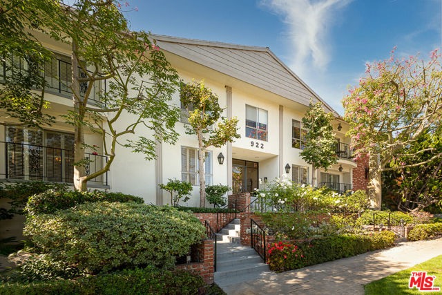 Gorgeous light and bright top floor corner condo unit in the highly desirable North of Wilshire neighborhood. Just a few blocks away from the shopping and dining of Montana Ave, is this 2 bedroom 2 bath charming home. Upon entering, you are greeted by the high ceilings and open concept living room area. The kitchen features stainless steel appliances and granite countertops with a darling breakfast bar. Primary suite has an updated en suite bathroom with beautiful tile work. The second bedroom is perfectly set to be the flex space you need and is currently set up as an office/gym. This is the home you have been waiting for!