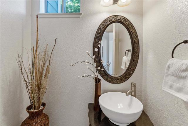 4640 Hampton Falls Place, San Jose CA: https://media.crmls.org/mediaz/a8c93cfd-96f3-473c-9b59-07434d760a4b.jpg