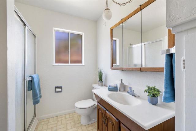 26388 Ginny Lane, Los Altos Hills CA: https://media.crmls.org/mediaz/a8c978c0-42e8-48c3-9dd6-a4c5bcfeedcb.jpg