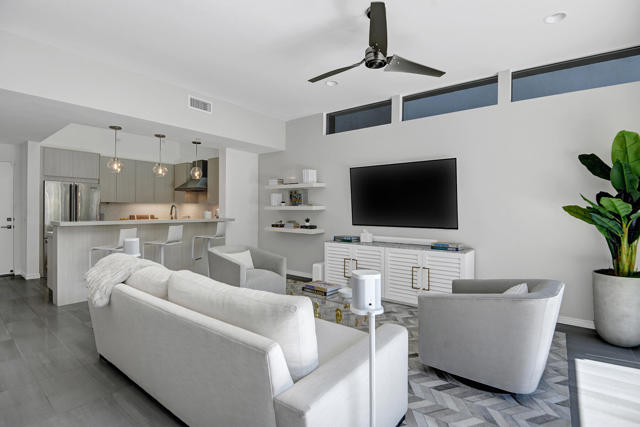 Image 4 of 31 For 329 Goleta Way